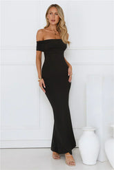 Vibe On Point Off Shoulder Maxi Dress